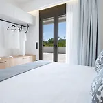 Apart-hotel Achillion 4*