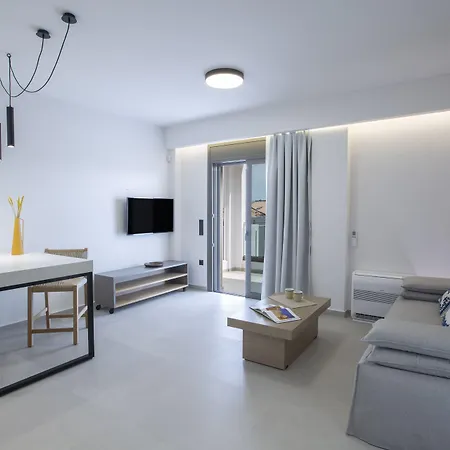 Aparthotel Achillion 4*