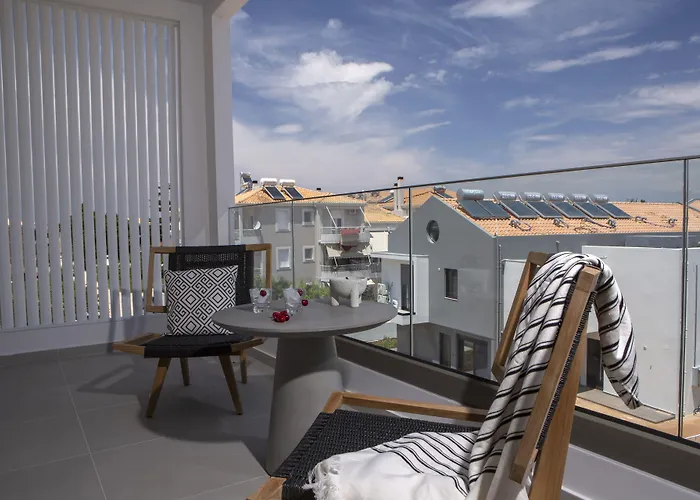 Achillion 4* Lefkada City